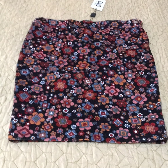 Dolce & Gabbana Dresses & Skirts - Dolce&gabana skirt,size 28/42.